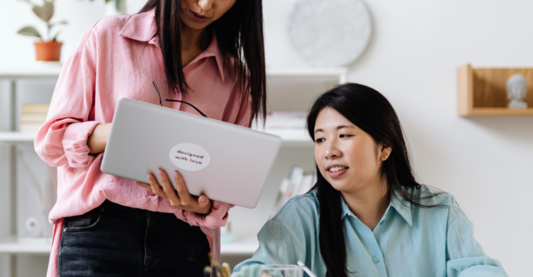 A boss giving feedback to their employee